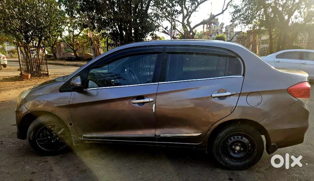 Honda Amaze 2013 Diesel Well Maintained