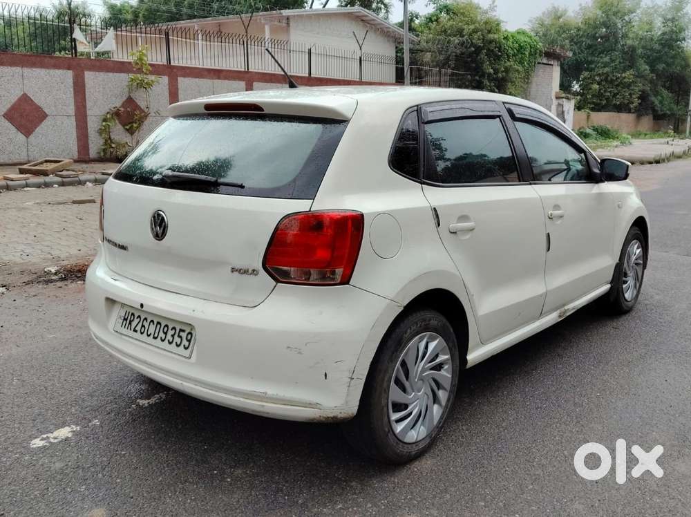 Volkswagen Polo Petrol Comfortline 1.2l, 2014, Cng & Hybrids