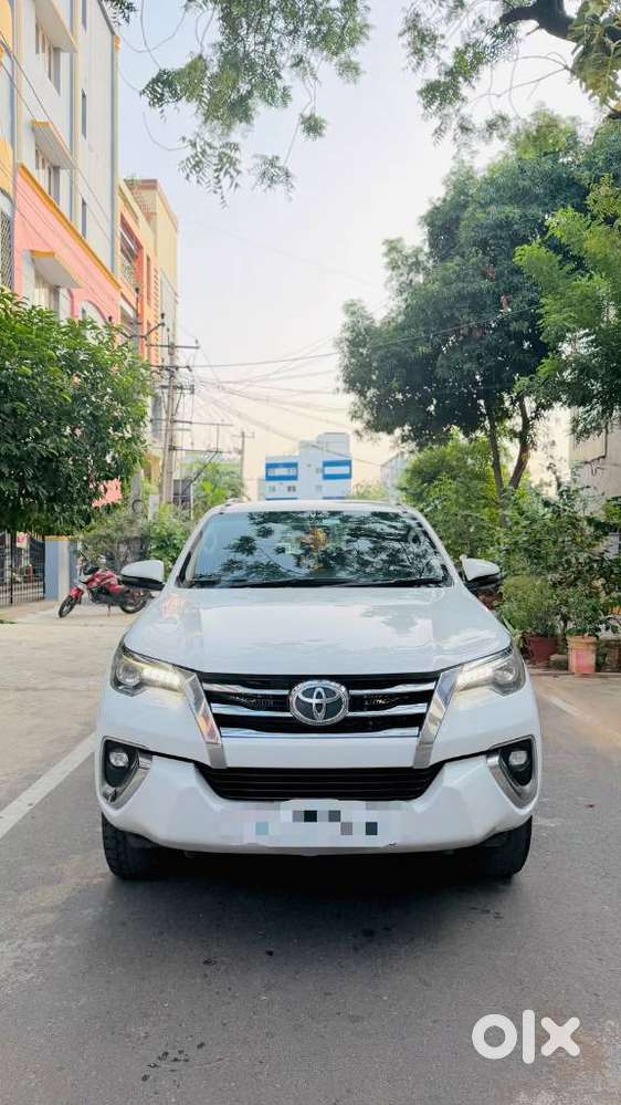 Toyota Fortuner 3.0 4x2 Automatic, 2018, Diesel