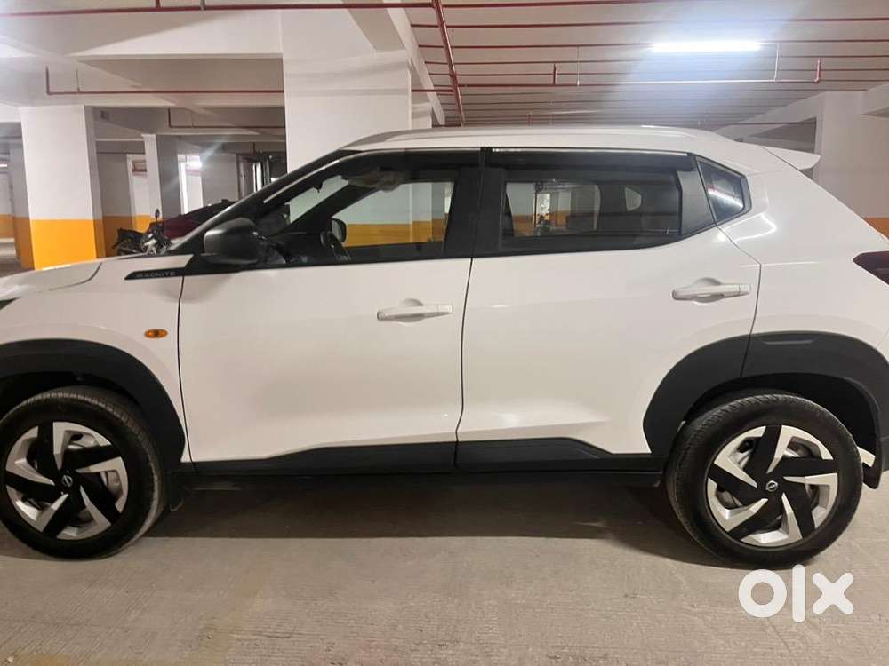 Nissan Magnite 2024 Petrol 7400 Km Driven
