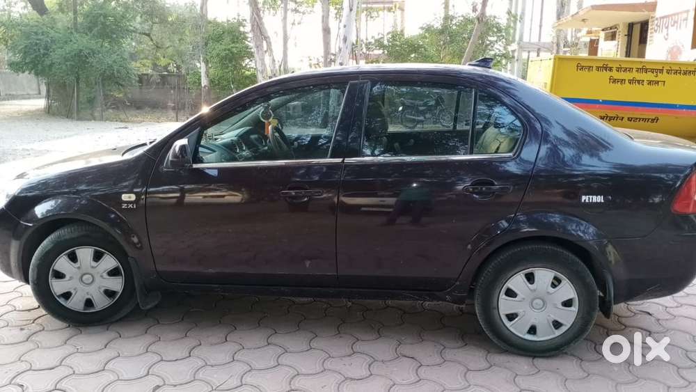Ford Fiesta 2011 Petrol