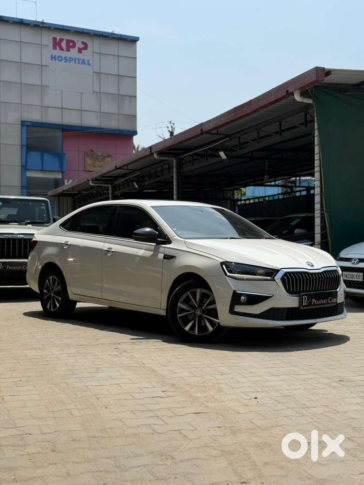 Skoda Slavia 1.0 Tsi Style At, 2022, Petrol