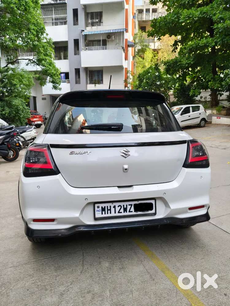 2024 Swift Zxi+ Amt Dualtone  5yr Warranty  14k Km  Vip Mh12 Pass