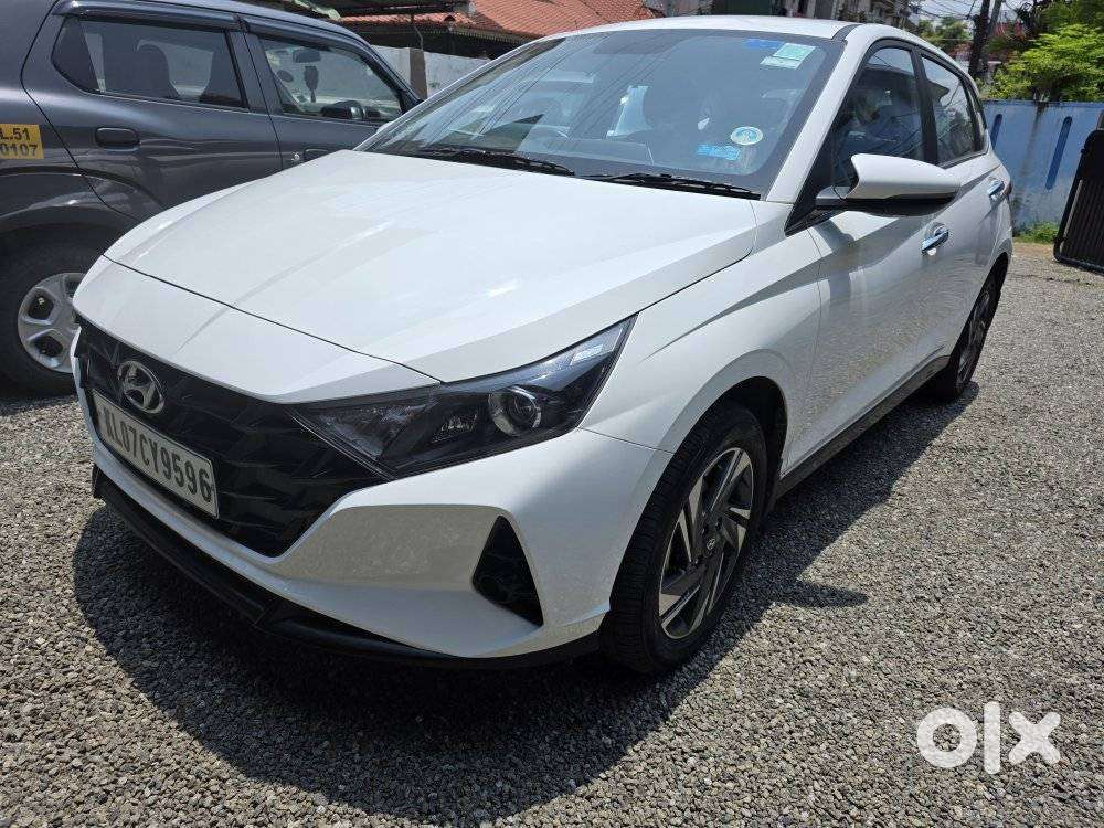 Hyundai I20 Asta (o) 1.2 Ivt, 2022, Petrol