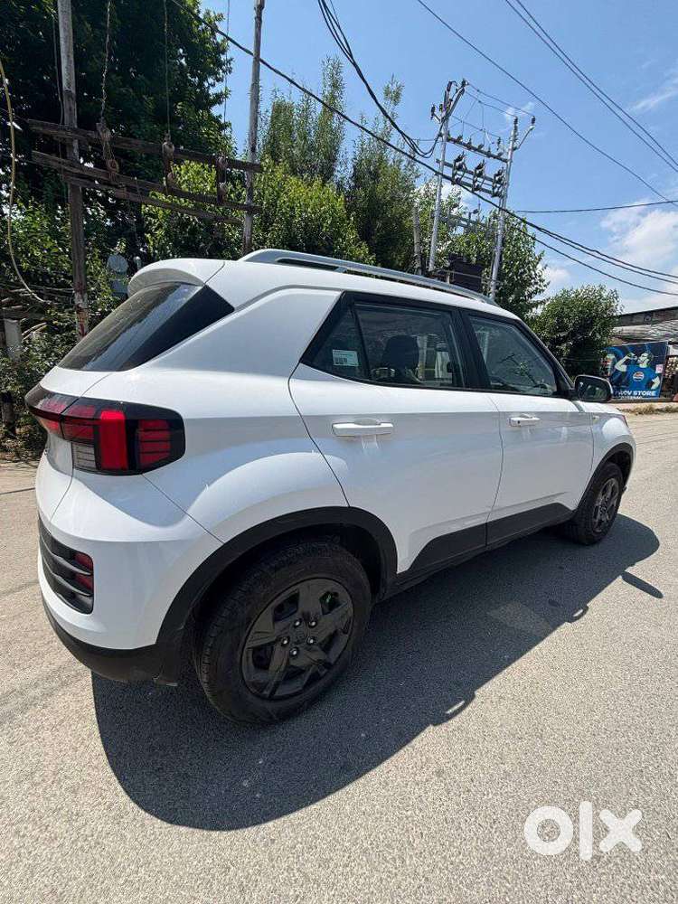 Hyundai Venue 1.2 S Plus, 2025, Petrol