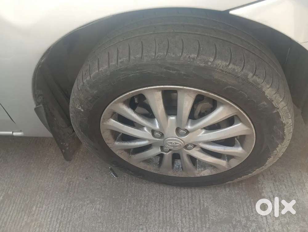 Toyota Etios 2011 Petrol 80000 Km Driven