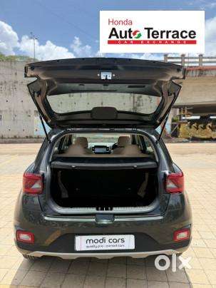 Hyundai Venue 1.2 S Plus, 2020, Petrol