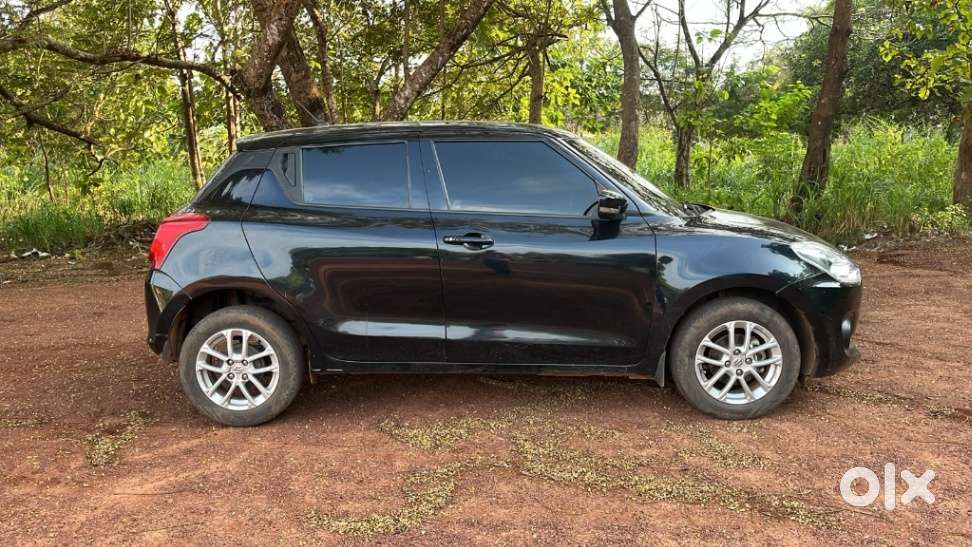 Maruti Suzuki Swift 1.3 Zxi, 2023, Petrol