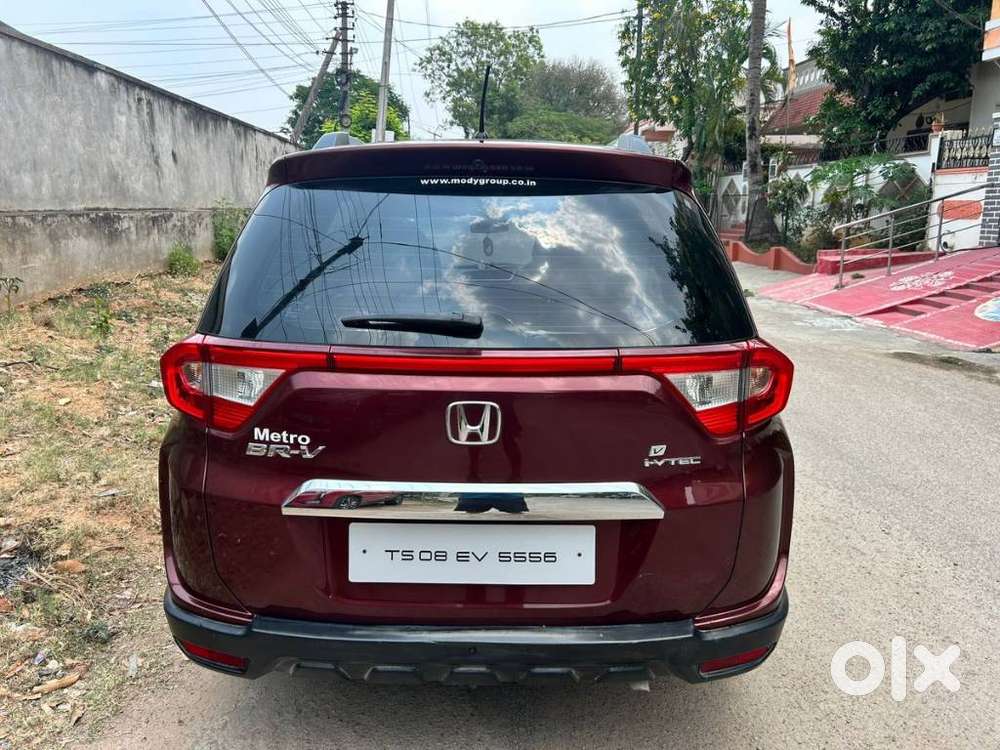 Honda Br-v I-vtec V Mt, 2016, Petrol