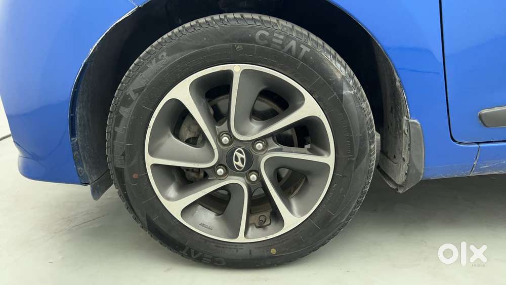 Hyundai Grand I10 [2017-2020] 1.2 Kappa Vtvt Sportz At, 2019, Petrol
