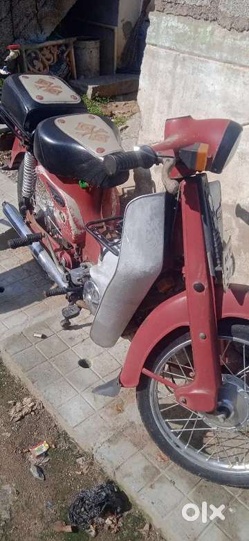 Bajaj m80 shop olx