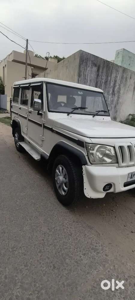 Mahindra Bolero Sle 2010