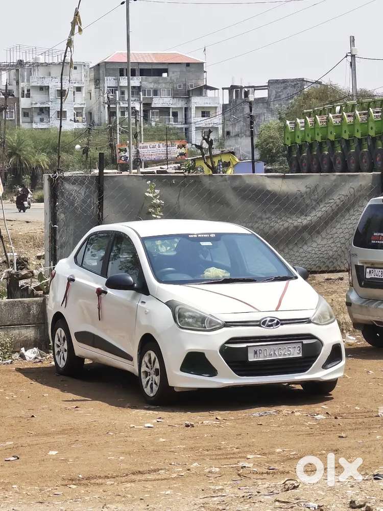 Hyundai Xcent 2016 Diesel Well Maintained