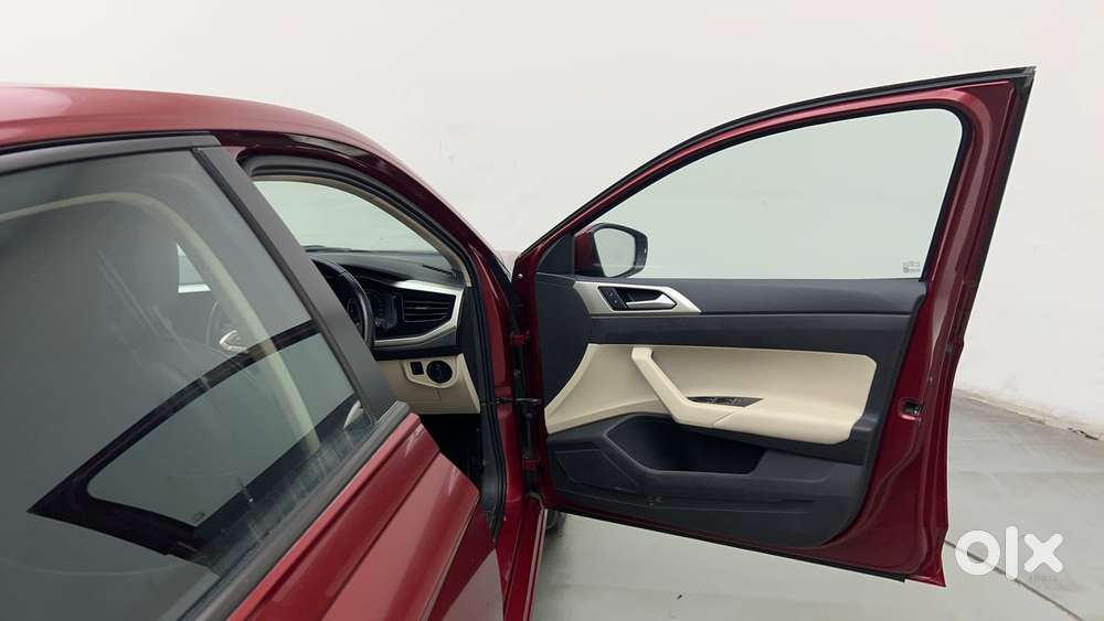 Volkswagen Virtus Highline Plus 1.0 Tsi At, 2022, Petrol