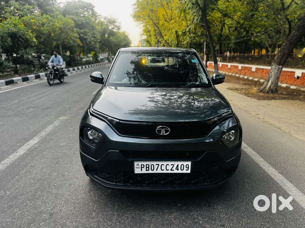 Tata Punch 1.2 Revotron Accomplished Camo Amt, 2022, Petrol