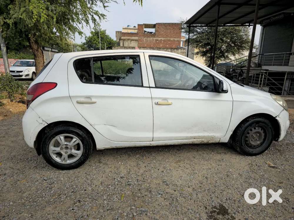 Hyundai I20 Sportz 2011