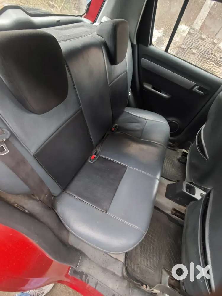 Front Glass Small Air Crack