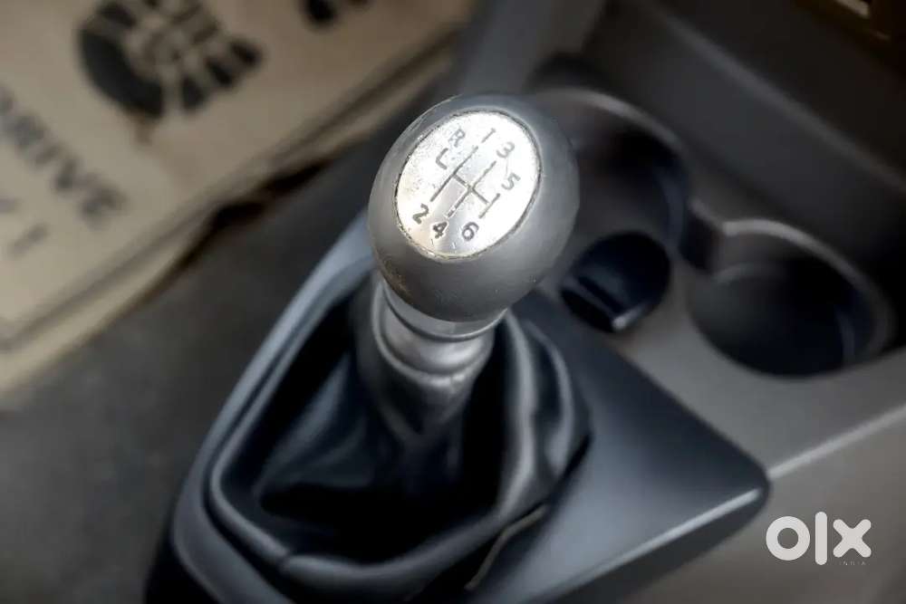 Renault Lodgy 2017 Diesel 65000 Km Driven Well Maintained Rxl 110 Ps