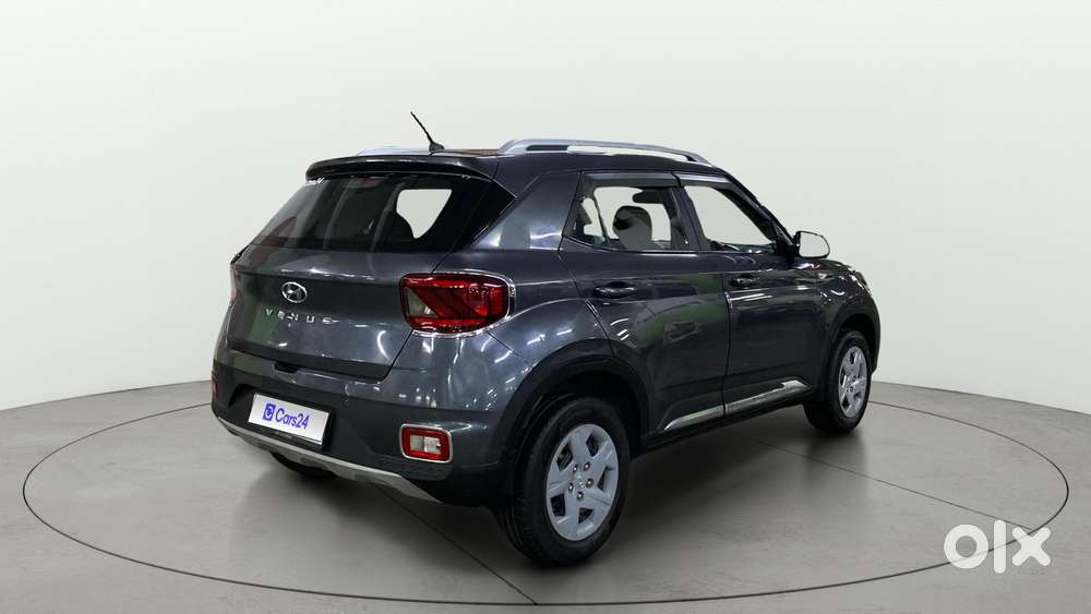 Hyundai Venue S, 2022, Petrol