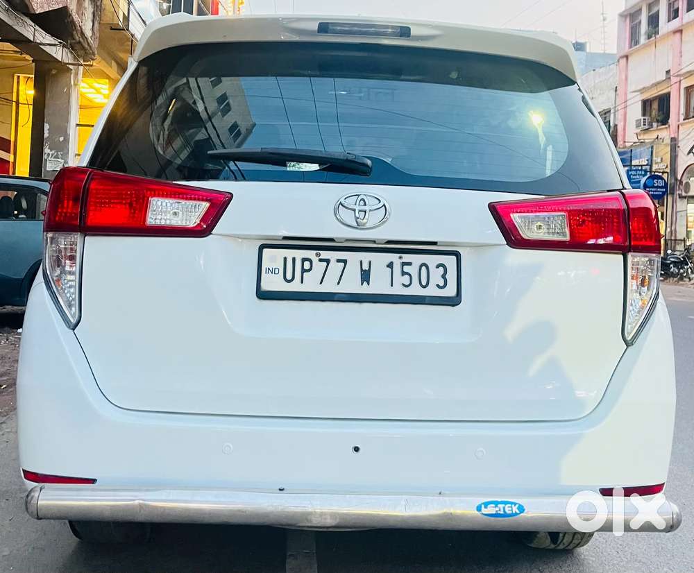 Toyota Innova Crysta 2.4 G Mt, 2017, Diesel