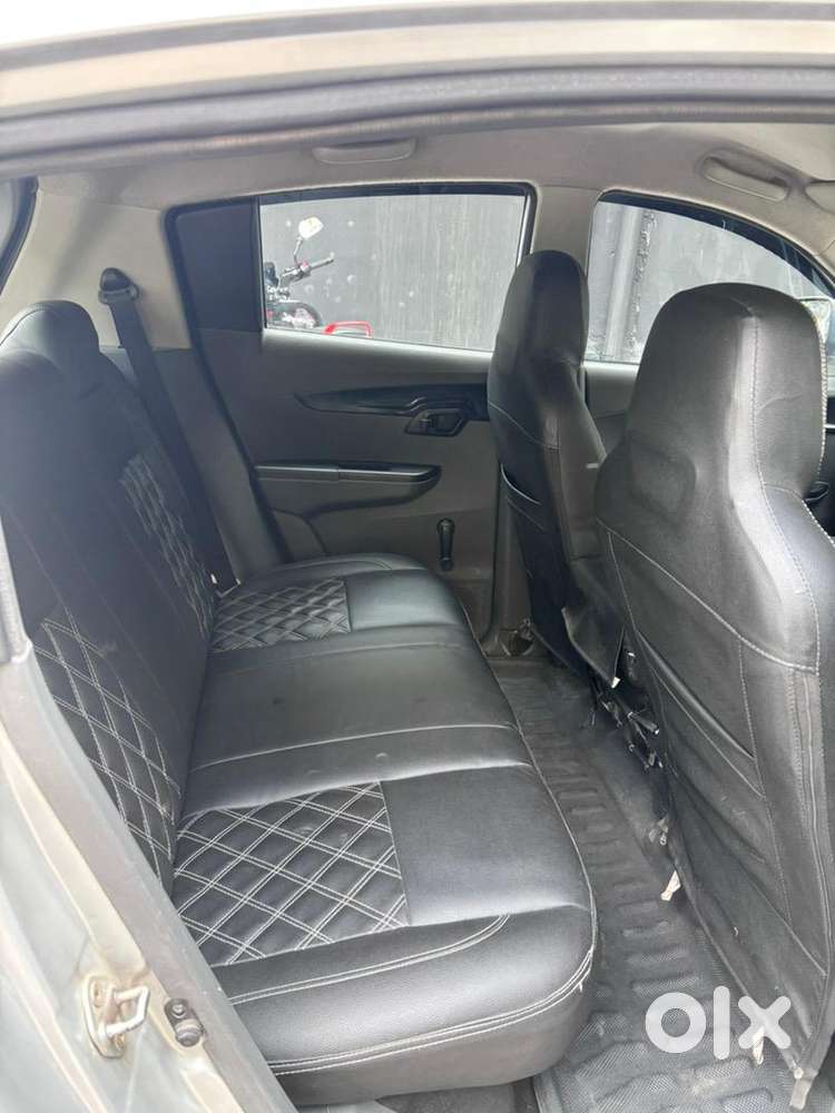 Mahindra Kuv 100 Cng Well Maintained