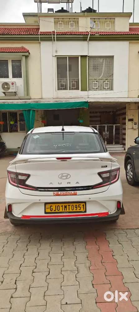 Hyundai Aura 1.2 Mt S Cng  Single Owner  May 2025