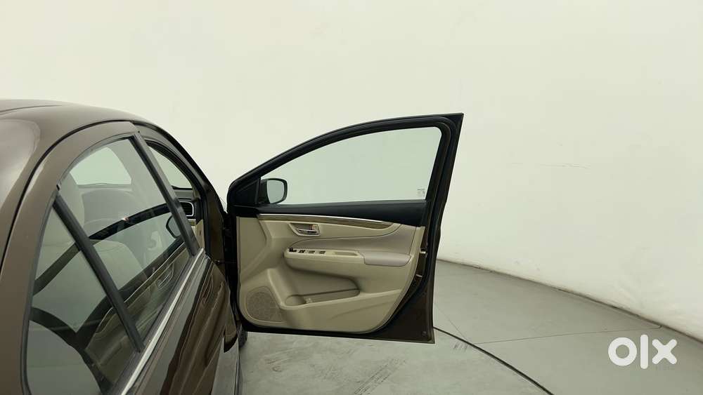 Maruti Suzuki Ciaz 1.5 Alpha Shvs Amt, 2018, Petrol