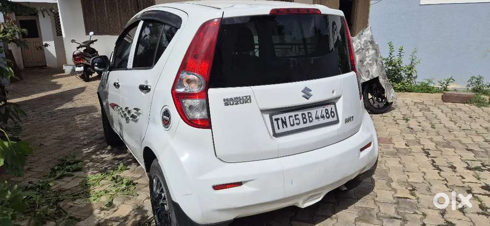 Maruti Suzuki Ritz 2015 Diesel 75000 Km Driven