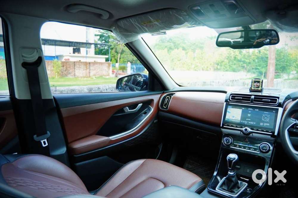 Hyundai Alcazar Platinum 7 Str 1.5 Diesel Adventure, 2023, Diesel