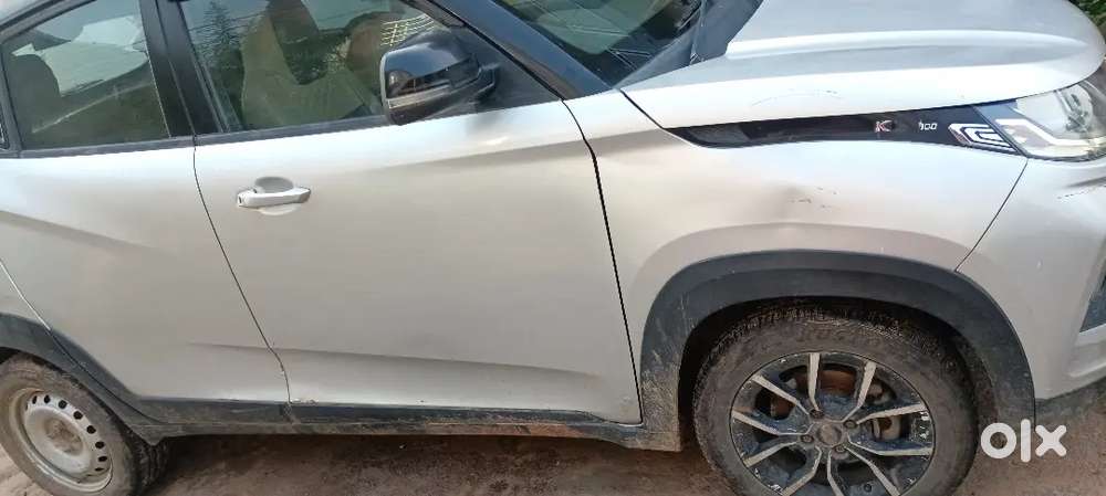 Mahindra Kuv 100 2016 Diesel Automatic