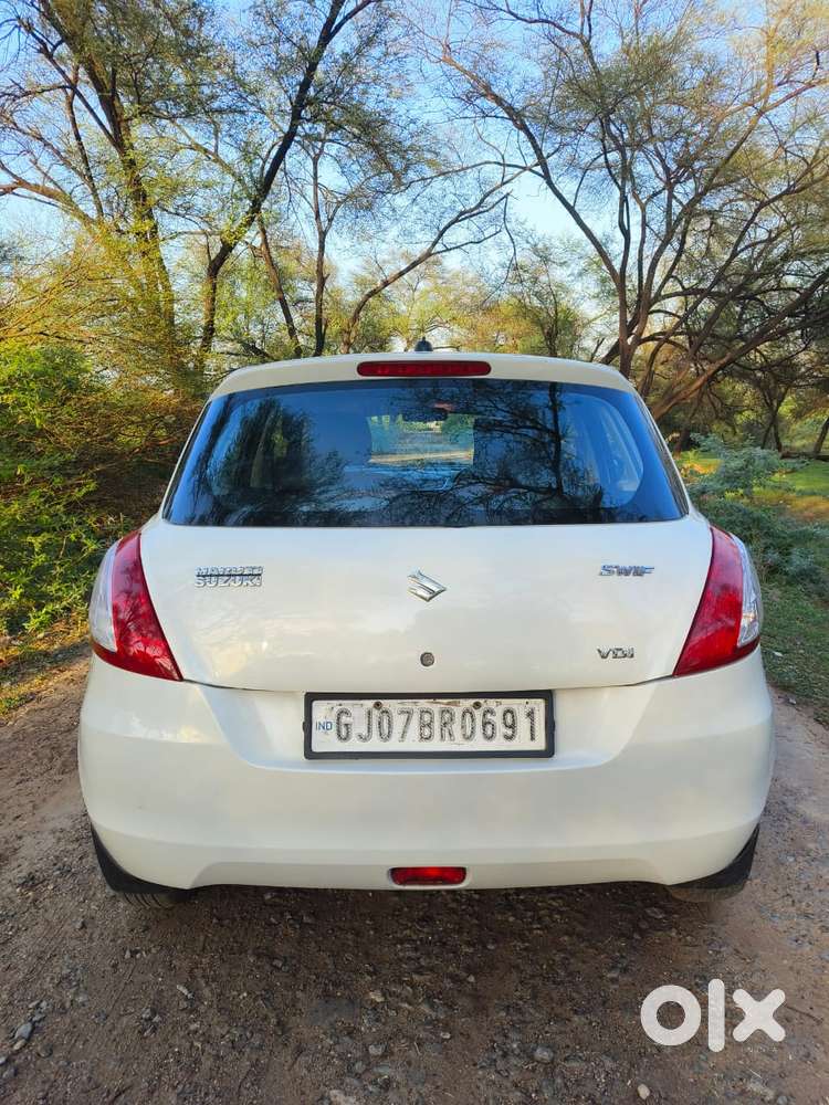Maruti Suzuki Swift Vdi Optional, 2015, Diesel