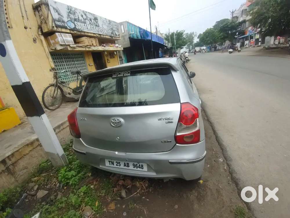 Toyota Etios Liva 2012 Diesel 150000 Km Driven