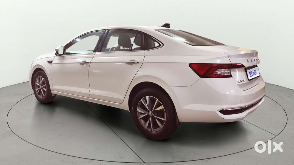 Skoda Slavia Style 1.0l Tsi Mt, 2022, Petrol
