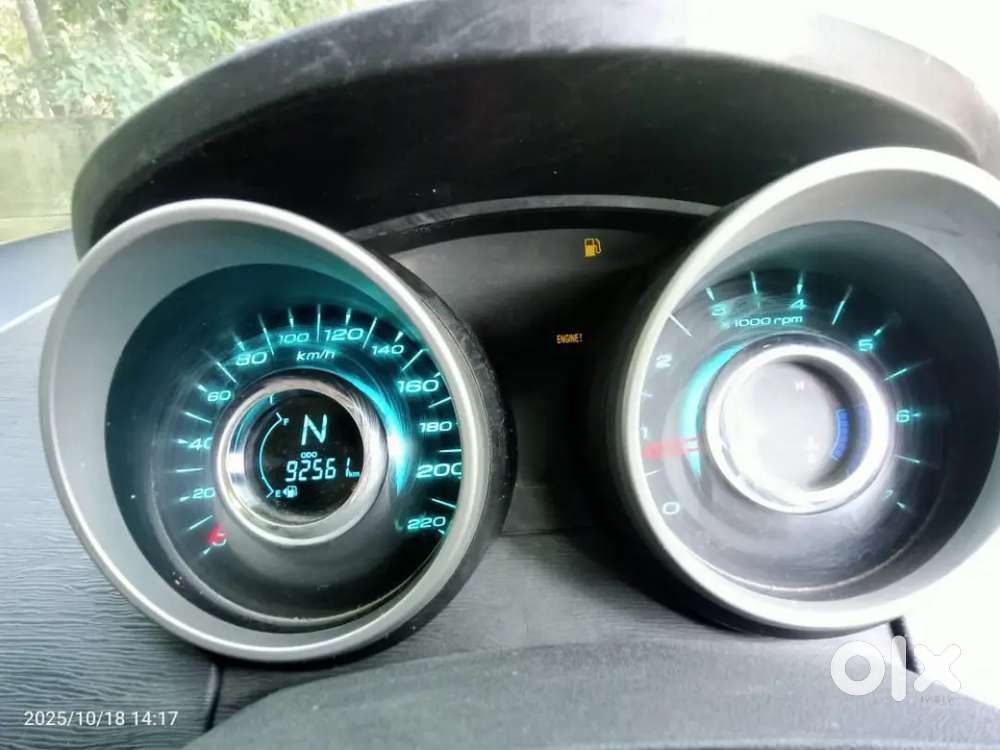 Mahindra Xuv500 2017 Diesel 95000 Km Driven