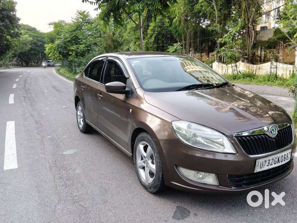 Skoda Rapid 1.5 Tdi Ambition Plus, 2015, Diesel