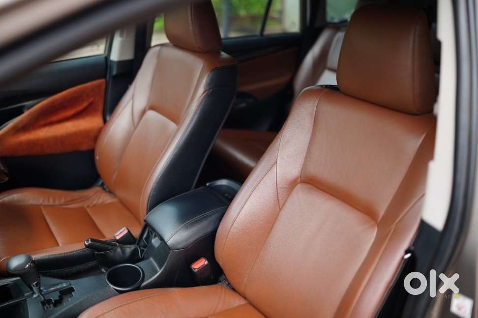 Toyota Innova Crysta 2.8z Automatic, 2017, Diesel