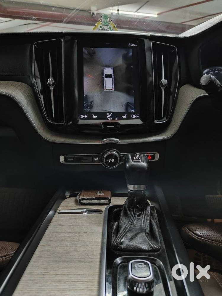 Volvo Xc60 D5 Awd Automatic, 2019, Diesel