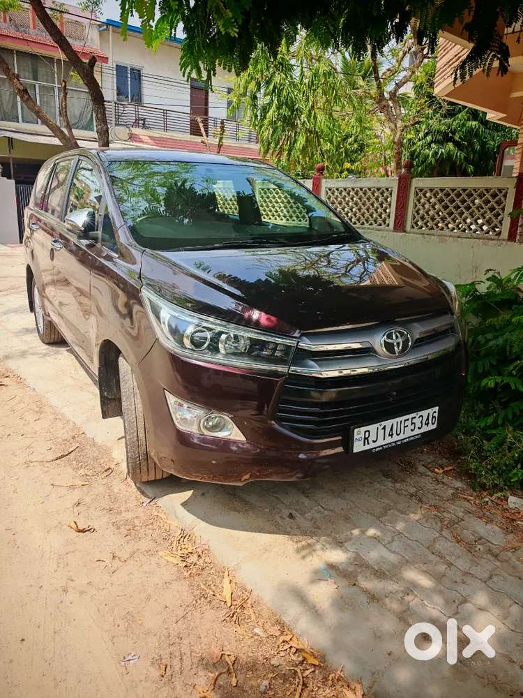 Toyota Innova Crysta