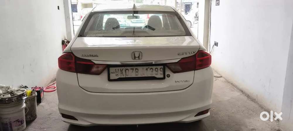 Honda City V At 2015