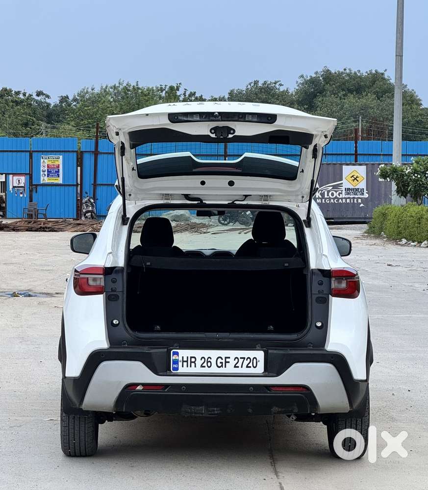 Nissan Magnite 1.0 Xv, 2021, Petrol