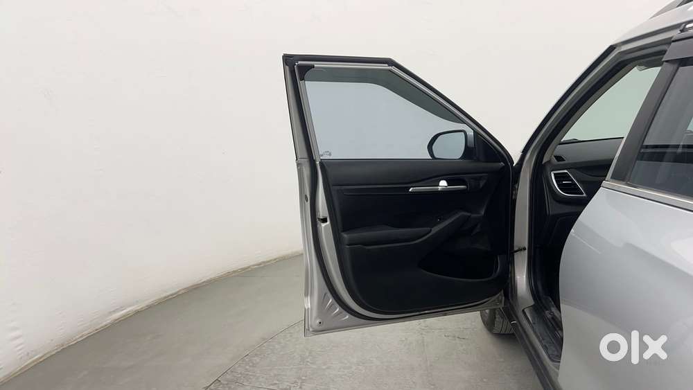 Kia Seltos 1.5 Htk+, 2022, Petrol