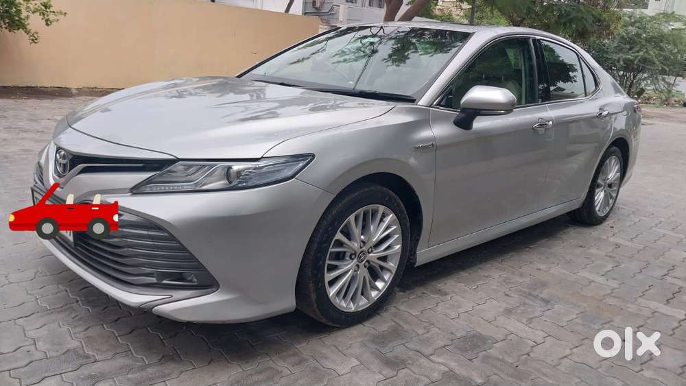 Toyota Camry Hybrid, 2019, Petrol