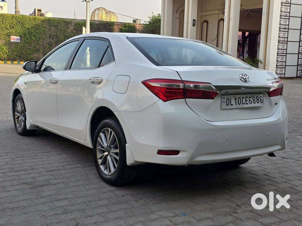 Toyota Corolla Altis Vl, 2014, Petrol