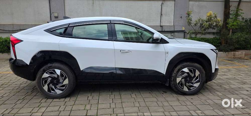 Mahindra Xev 9e Top Model Less Driven Excellent Condition
