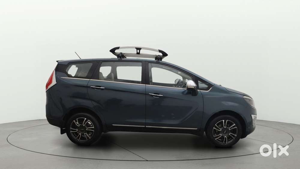 Mahindra Marazzo M8, 2018, Diesel