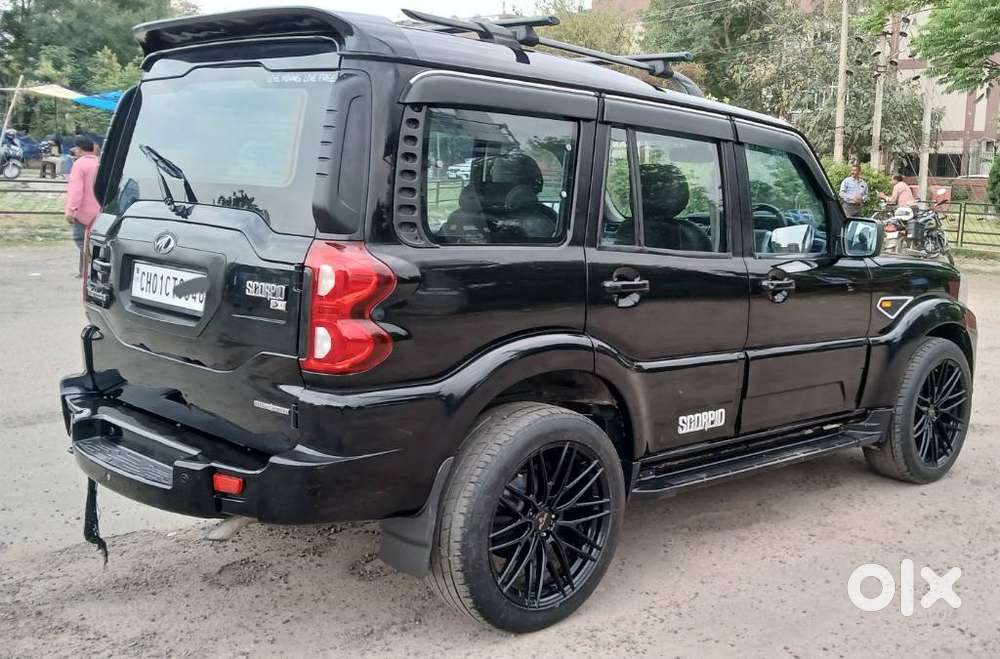 Mahindra Scorpio S10, 2017, Diesel