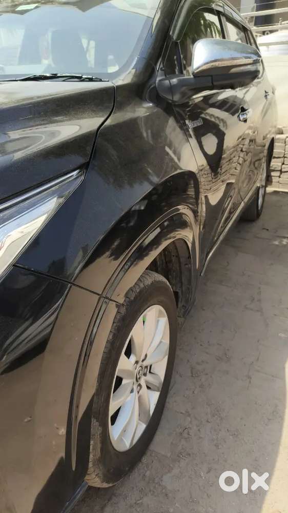 Toyota Innova Hycross Cng & Hybrids 85000 Km Driven