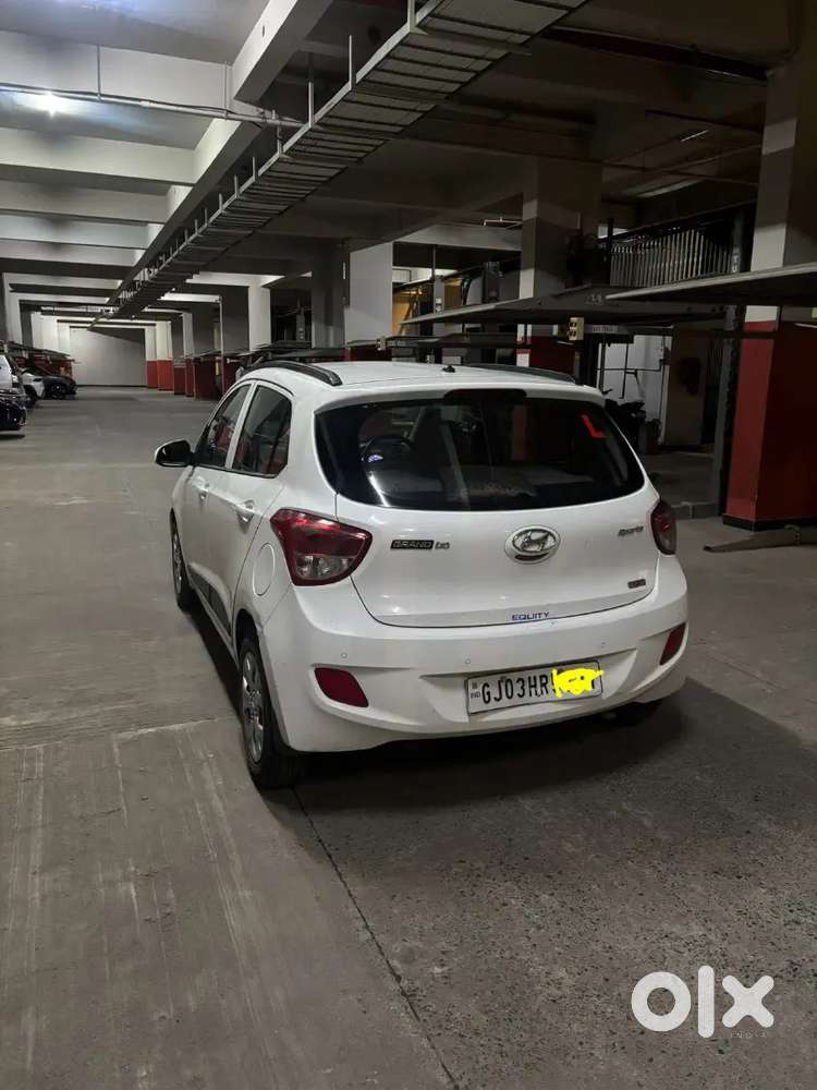 Hyundai Grand I10 2015 Petrol 42200 Km Driven