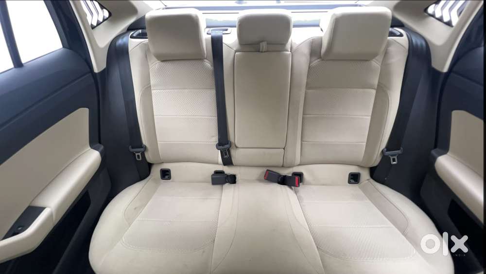 Volkswagen Virtus Highline Plus 1.0 Tsi At, 2024, Petrol