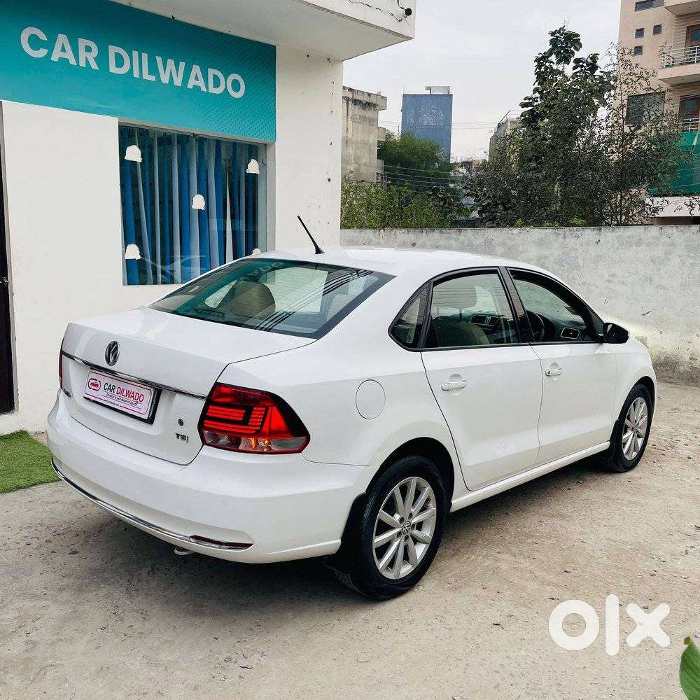 Volkswagen Vento 1.2 Highline Plus At 16 Alloy, 2018, Petrol